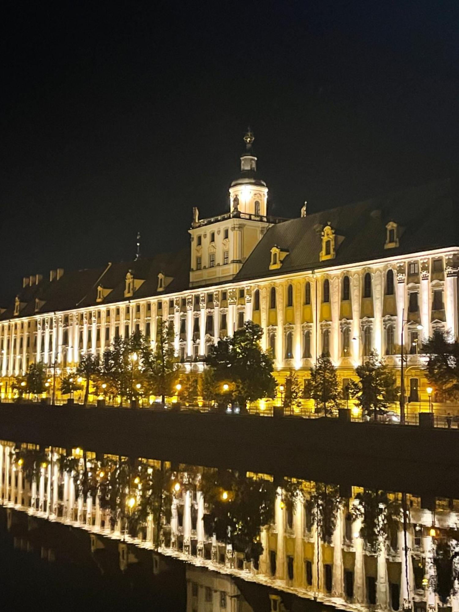 Beige Mood City Apartment Wrocław Buitenkant foto